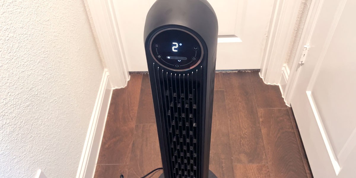 Top view of  Dreo Nomad One in hallway Top view of  Dreo Nomad One in hallway