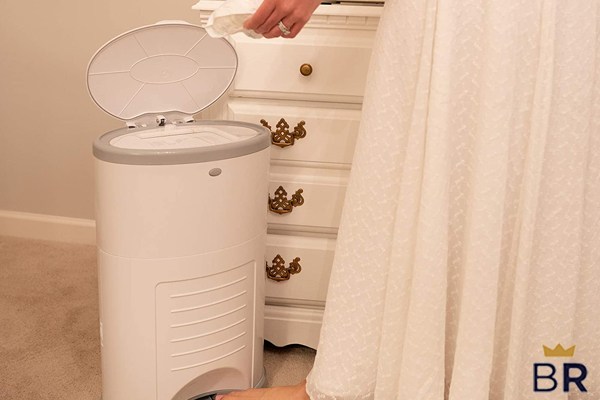diaper pails for babies