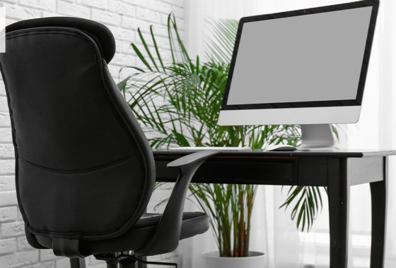 Best tall office chair for standing desk