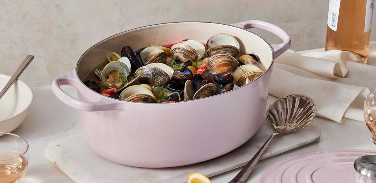 Le Creuset Enameled Cast Iron Signature Oval Dutch Oven
