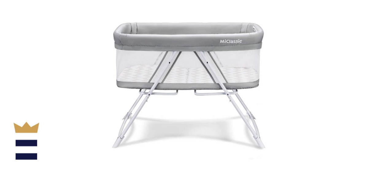 MiClassic All-Mesh 2-In-1 Travel Bassinet 